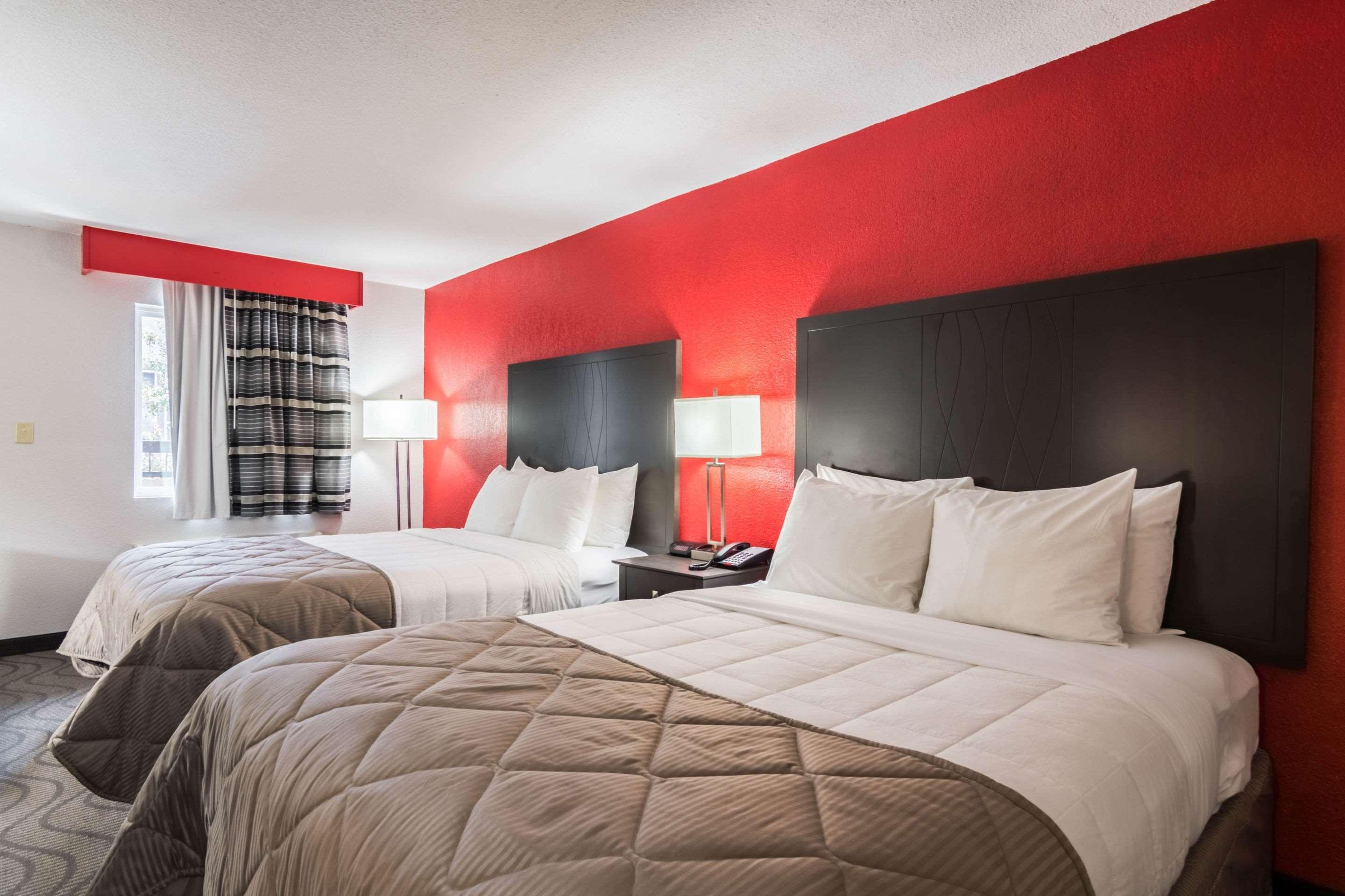 Clarion Inn & Suites Russellville I-40 Luaran gambar