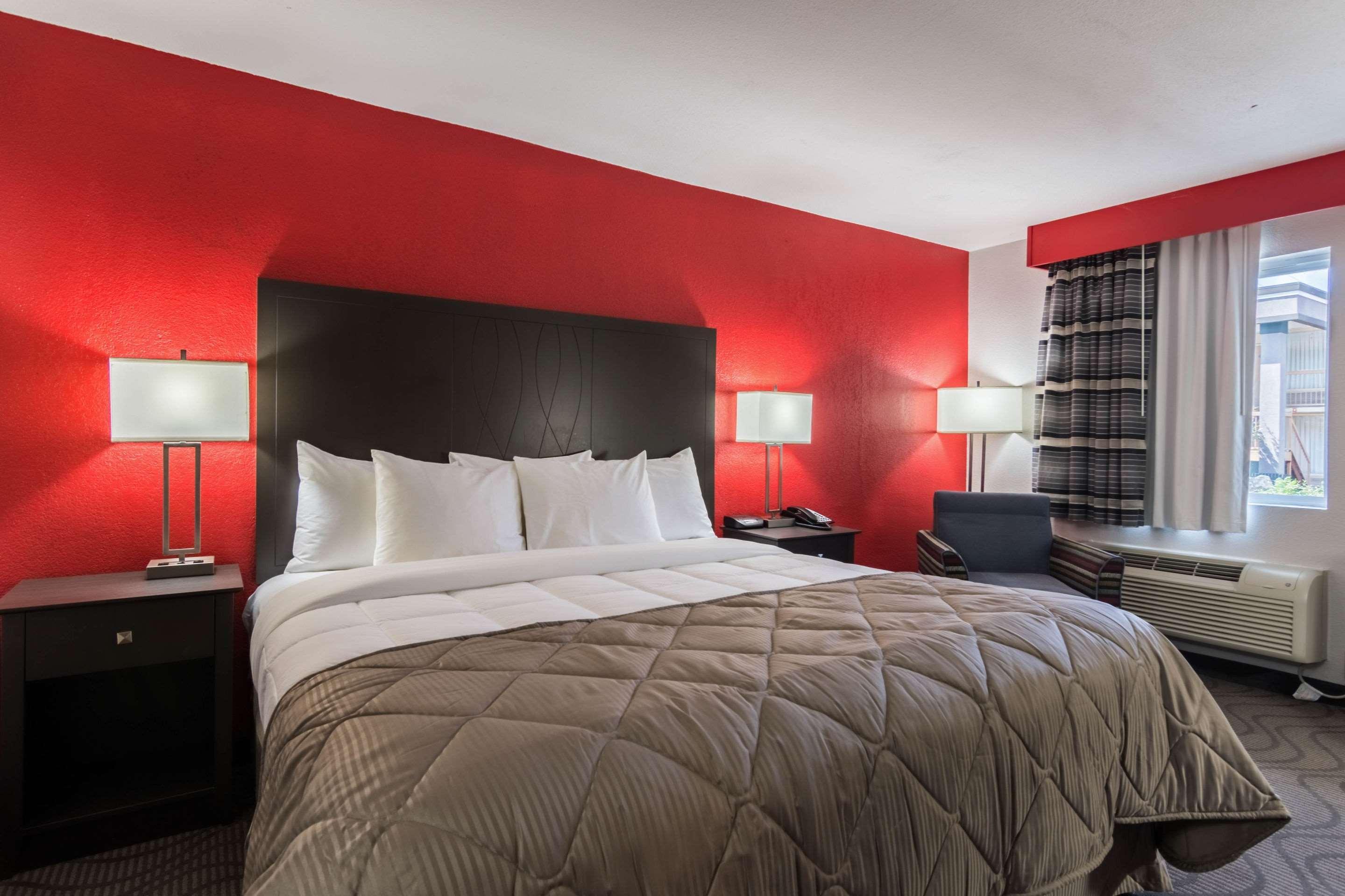 Clarion Inn & Suites Russellville I-40 Luaran gambar
