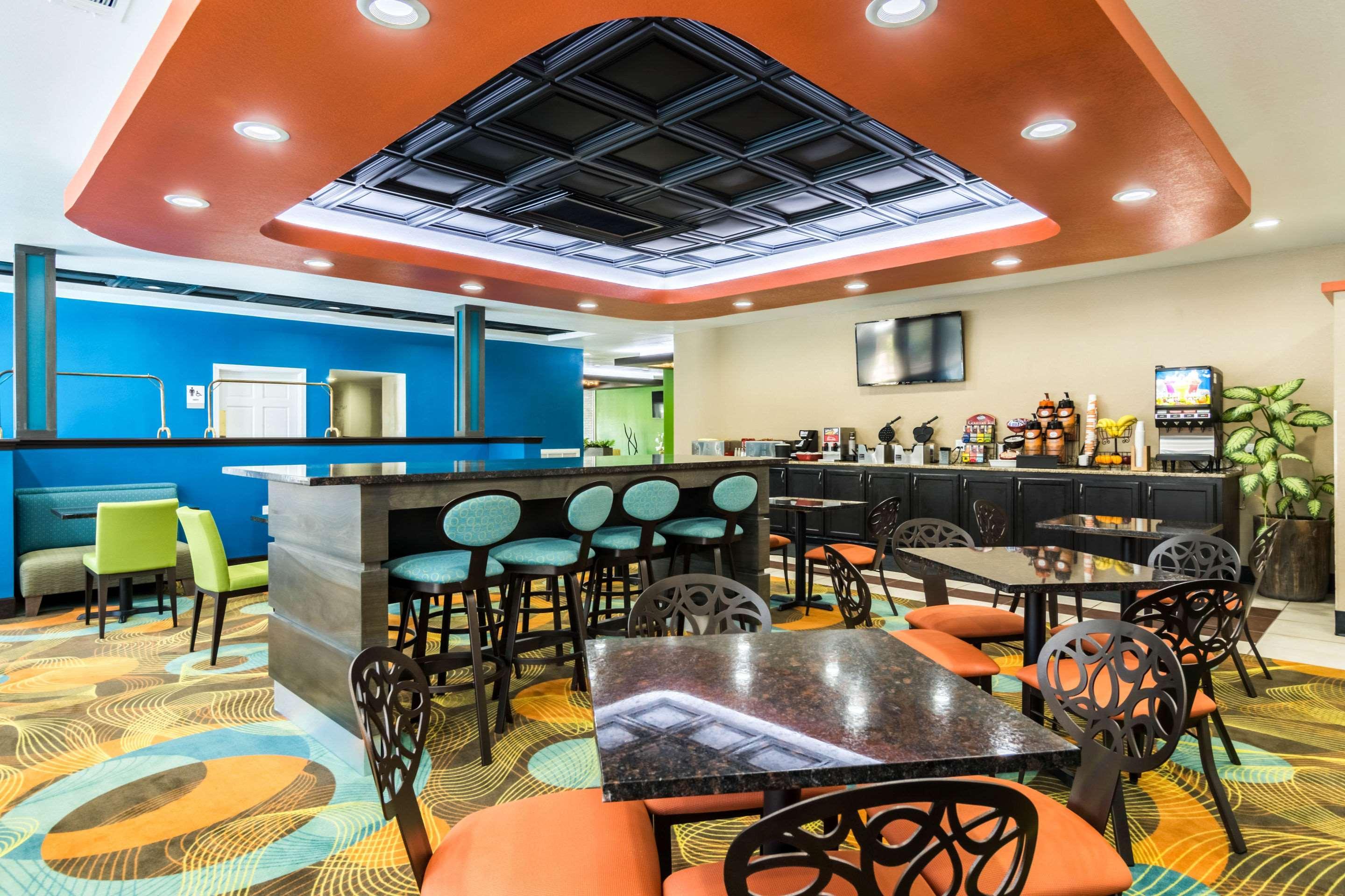 Clarion Inn & Suites Russellville I-40 Luaran gambar