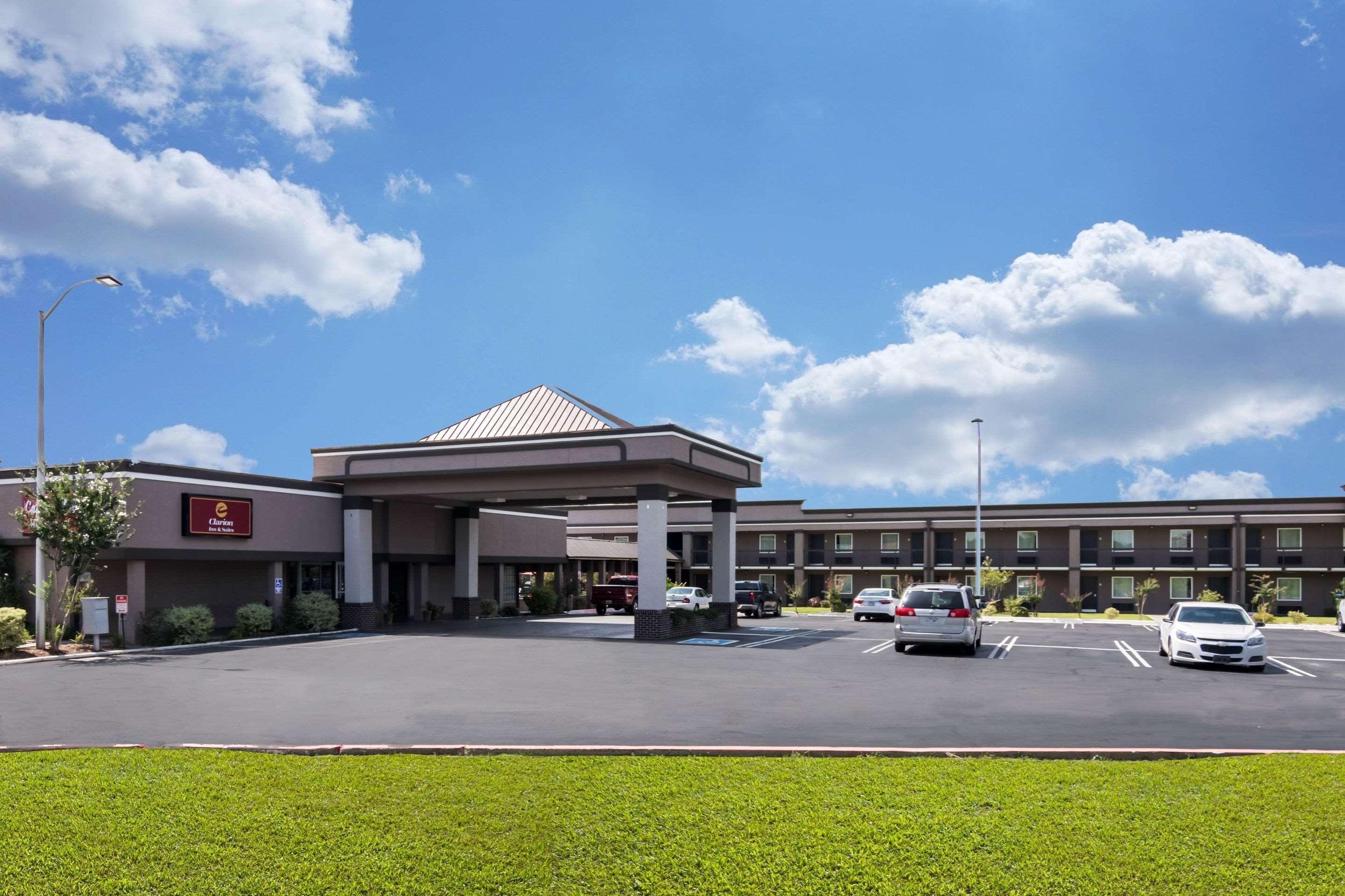 Clarion Inn & Suites Russellville I-40 Luaran gambar