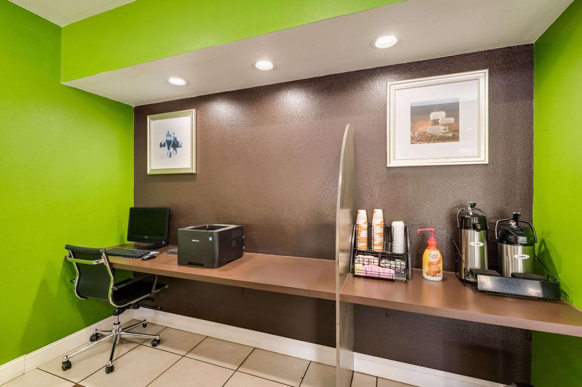 Clarion Inn & Suites Russellville I-40 Luaran gambar