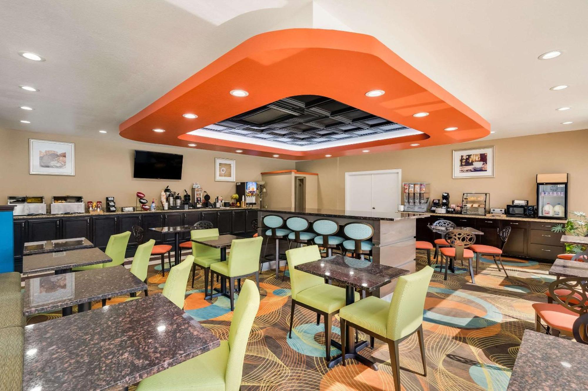 Clarion Inn & Suites Russellville I-40 Luaran gambar