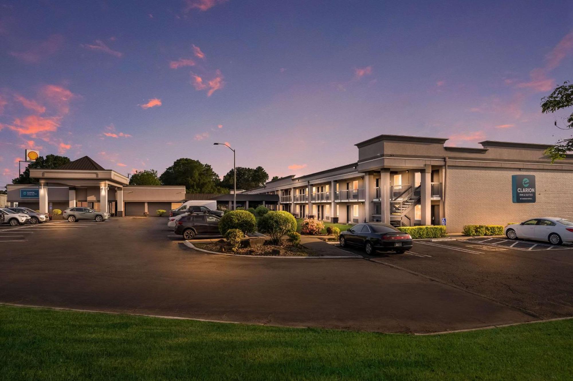 Clarion Inn & Suites Russellville I-40 Luaran gambar